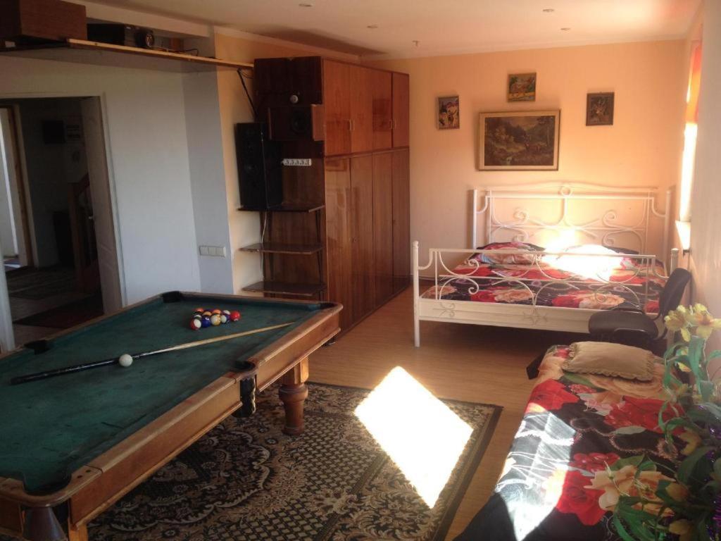 Pirtis Prie Neries Jonava Hotell Eksteriør bilde